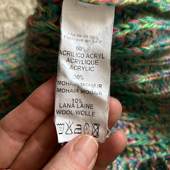 Scarlet Roos Florescent sweater - Picture 4 of 5